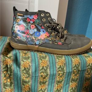 Keds x Rifle Paper Co. Scout Water-Resistant Boot Garden Party sz 9.5